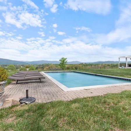 Rustic Baileys Retreat Cabin Near Wineries! Crozet 外观 照片