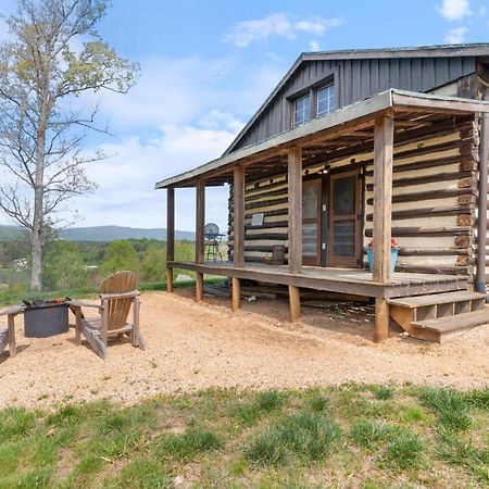 Rustic Baileys Retreat Cabin Near Wineries! Crozet 外观 照片