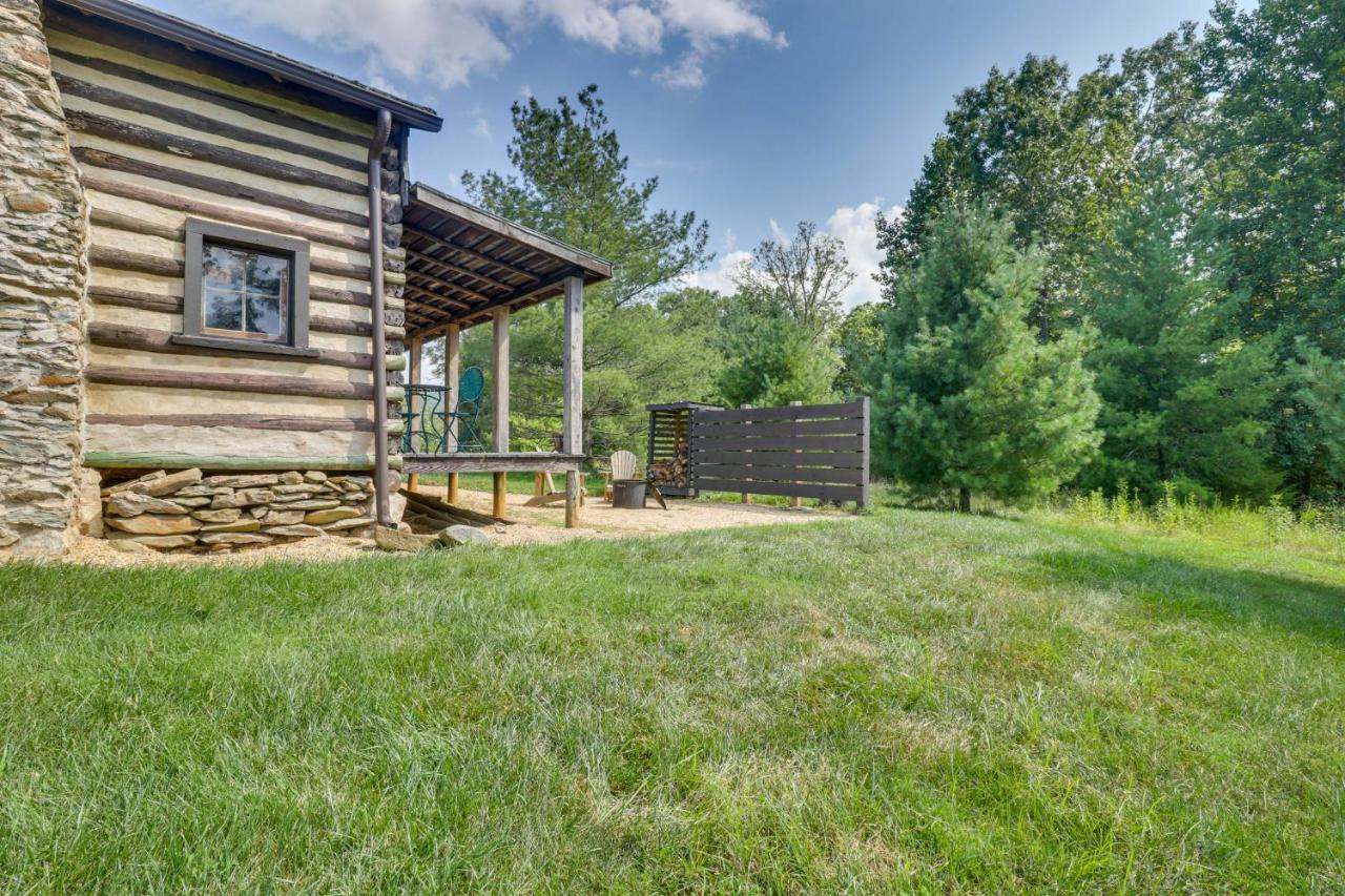 Rustic Baileys Retreat Cabin Near Wineries! Crozet 外观 照片