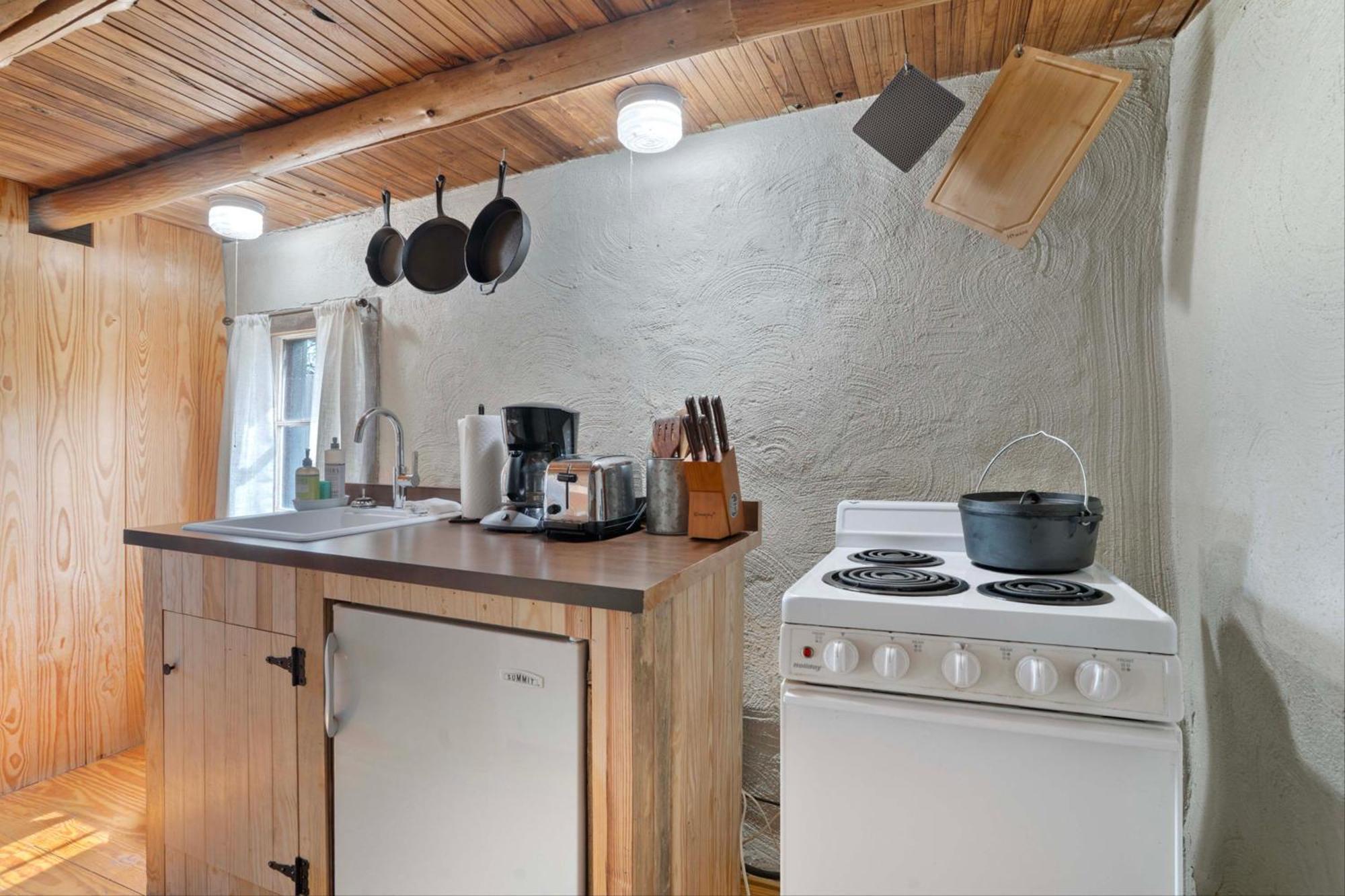 Rustic Baileys Retreat Cabin Near Wineries! Crozet 外观 照片