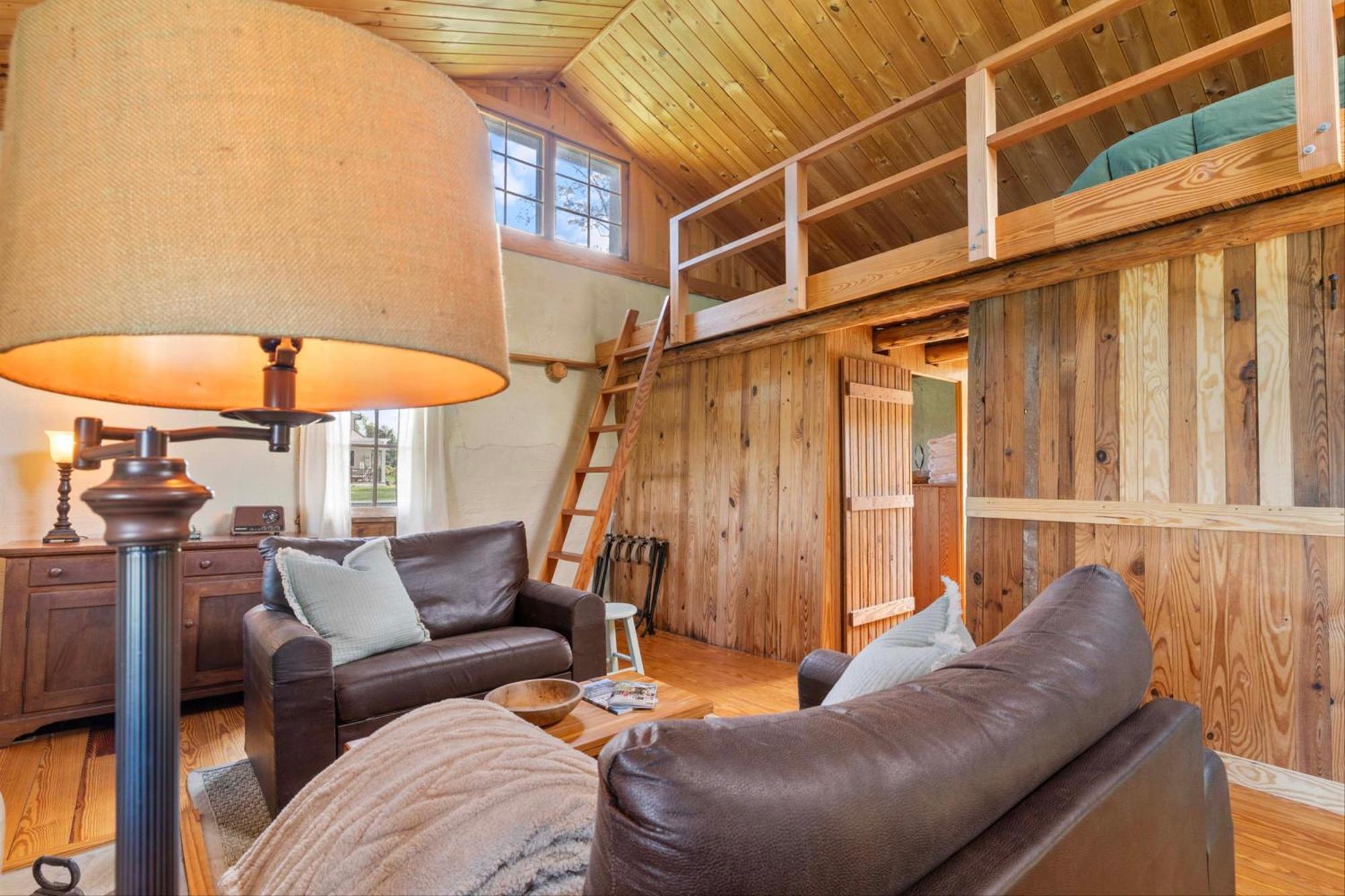 Rustic Baileys Retreat Cabin Near Wineries! Crozet 外观 照片
